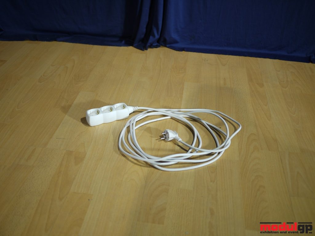 Különféle hosszabbítók 230V/16A